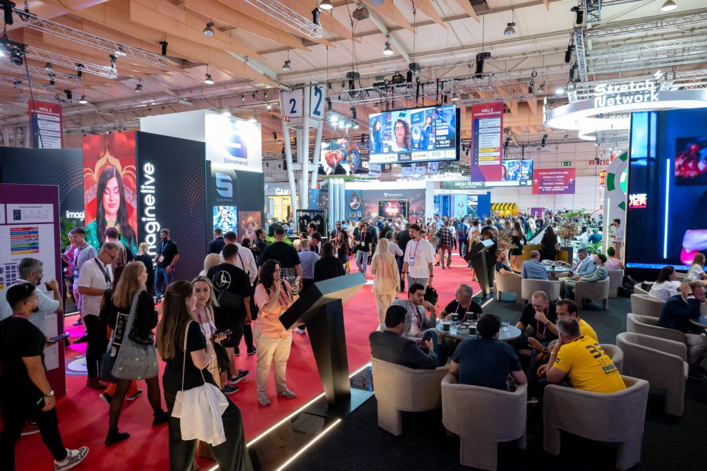 sports betting professionals show floor
